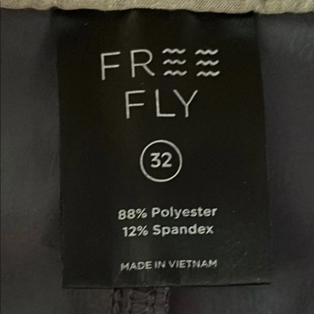Free Fly Flat Front Performance Shorts size 32